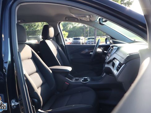 Used 2024 GMC Terrain SLE AWD/4WD image 28
