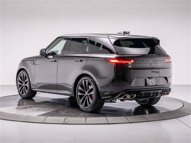 New 2027 Land Rover Range Rover Sport Dynamic SE AWD/4WD image 3