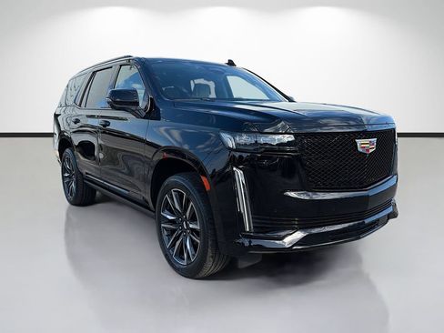 Used 2022 Cadillac Escalade Sport Platinum w/ Heavy-Duty Trailer Package AWD/4WD image 7