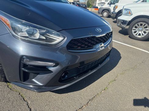 Used 2020 Kia Forte GT FWD image 11