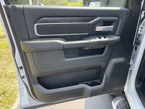 Used 2024 RAM 3500 Big Horn image 22