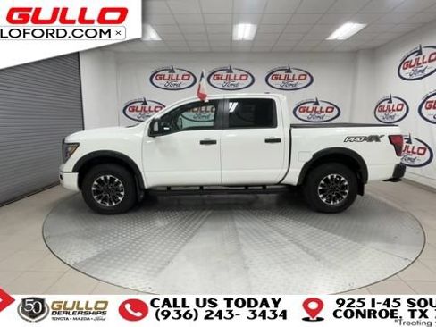 Used 2023 Nissan Titan PRO-4X w/ Pro-4x Convenience Package AWD/4WD image 5