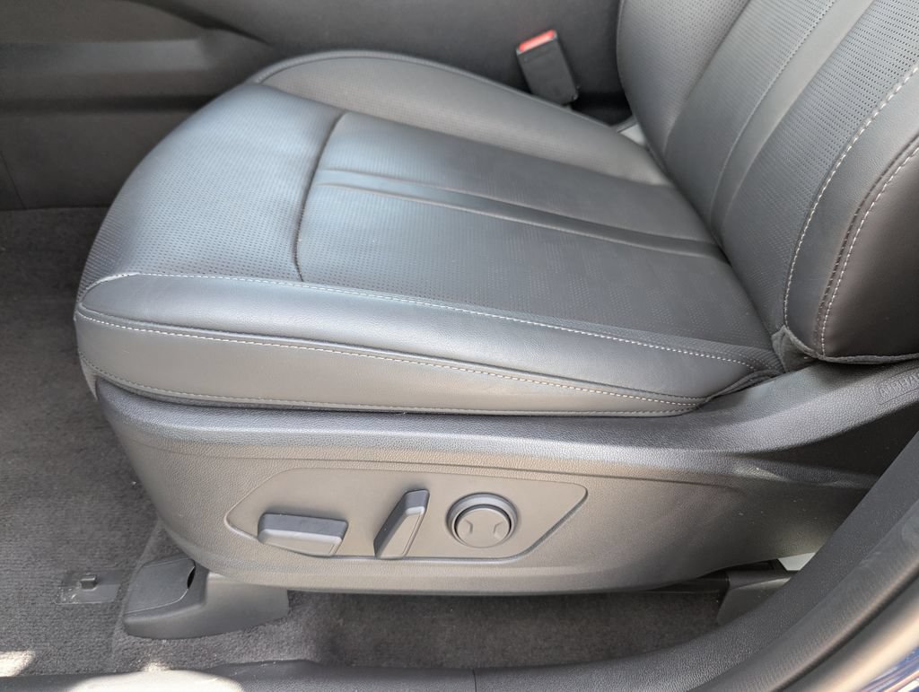 Certified 2026 Kia Sorento SX FWD image 23