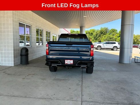 Used 2019 Chevrolet Silverado 1500 LT Trail Boss w/ Convenience Package AWD/4WD image 38