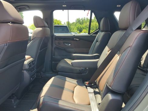 New 2026 Honda Pilot TrailSport image 29