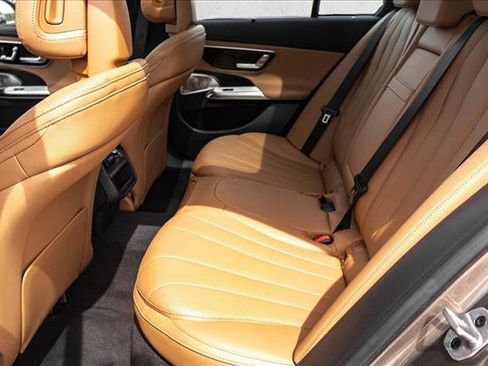 New 2026 Mercedes-Benz E 350 4MATIC Sedan image 21