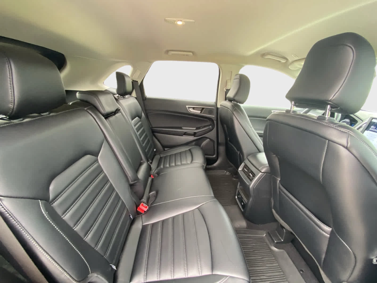Used 2023 Ford Edge SEL w/ Convenience Package AWD/4WD image 14