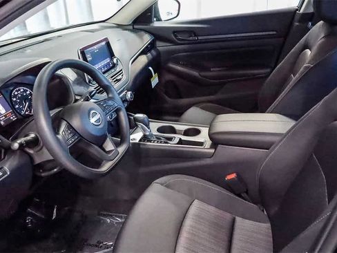 New 2025 Nissan Altima 2.5 S image 17
