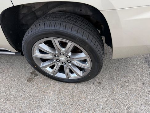 Certified 2017 Chevrolet Tahoe Premier AWD/4WD image 15