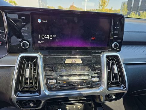 Used 2021 Kia Sorento SX image 9