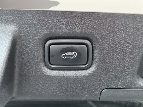 Certified 2023 Hyundai Santa Fe Limited image 15