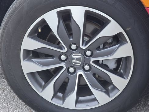 Used 2024 Honda Odyssey EX-L image 7