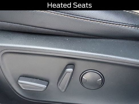 Used 2022 Ford Escape Titanium w/ Titanium Premium Package image 8