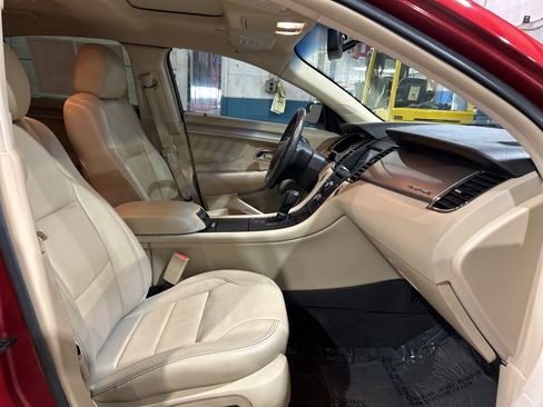 Used 2017 Ford Taurus SEL w/ Equipment Group 201A image 41