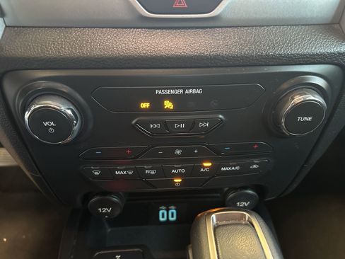 Used 2023 Ford Ranger XLT w/ Equipment Group 301A Mid image 23