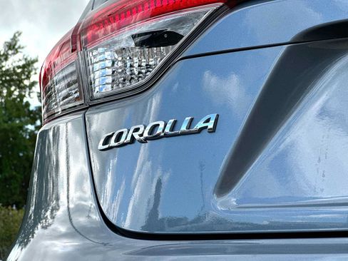 Used 2026 Toyota Corolla LE FWD image 15