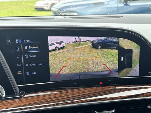 Used 2021 Cadillac Escalade Premium Luxury w/ Driver Assist Tech Package RWD image 30