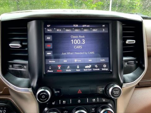 Used 2021 RAM 1500 Laramie image 31