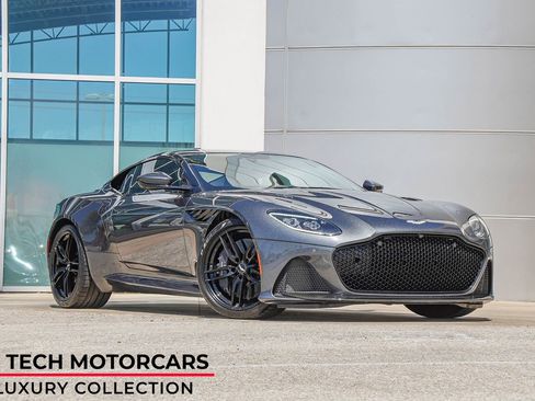 Used 2019 Aston Martin DBS Superleggera RWD image 1