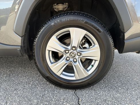 Certified 2022 Toyota RAV4 XLE w/ Convenience Package image 32