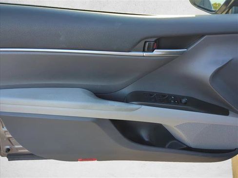 Used 2023 Toyota Camry LE image 10
