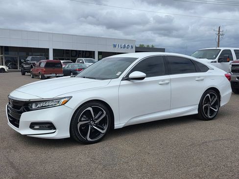 Used 2018 Honda Accord Sport image 1