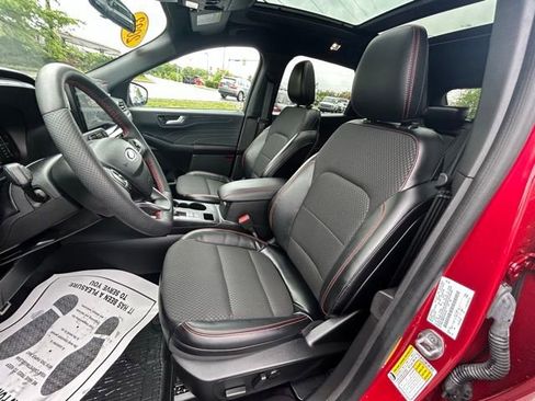Used 2023 Ford Escape ST-Line w/ Tech Pack #1 AWD/4WD image 15