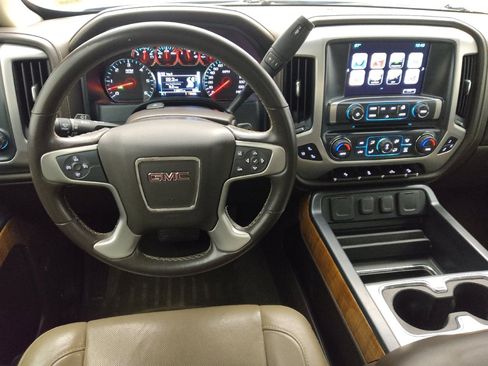 Used 2017 GMC Sierra 1500 SLT w/ SLT Premium Package AWD/4WD image 22