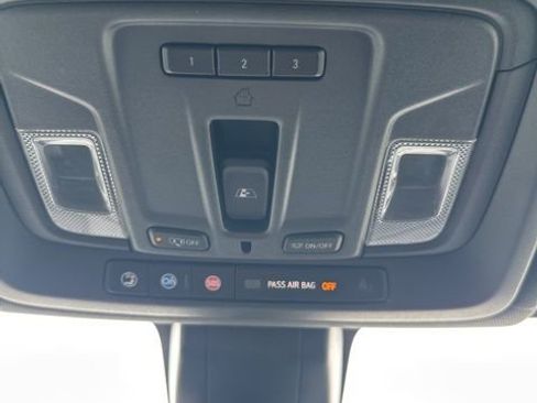 Used 2022 GMC Sierra 1500 AT4 w/ AT4 Premium Package image 34