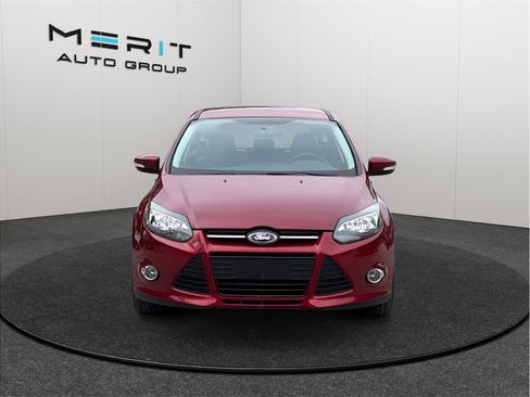 Used 2014 Ford Focus SE w/ Equipment Group 201A image 3