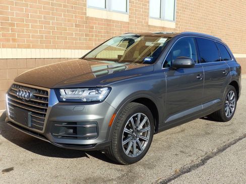 Used 2017 Audi Q7 3.0T Prestige AWD/4WD image 6