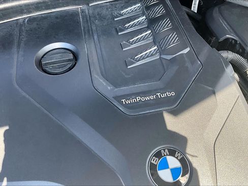 Used 2025 BMW X4 xDrive30i w/ Premium Package AWD/4WD image 34