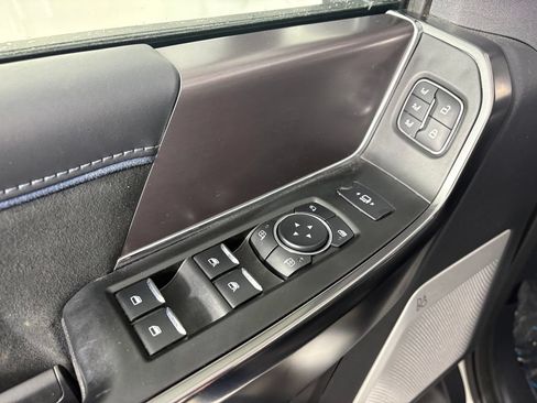 Certified 2026 Ford F450 Platinum w/ FX4 Off-Road Package AWD/4WD image 13