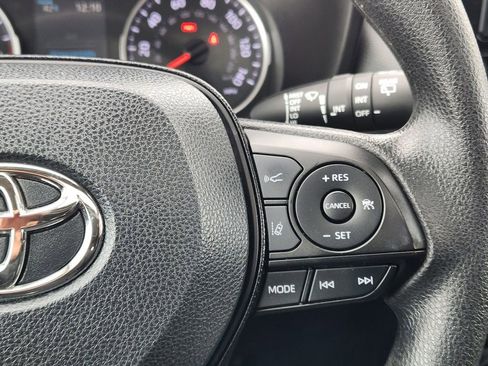Used 2019 Toyota RAV4 XLE image 20