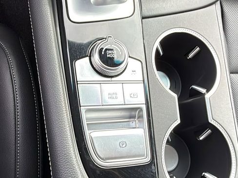 Used 2026 Genesis G70 2.5T image 20