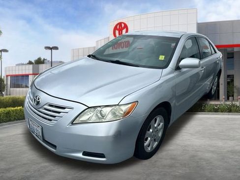 Used 2007 Toyota Camry LE image 3