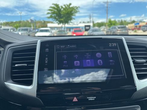 Used 2018 Honda Pilot Touring image 62