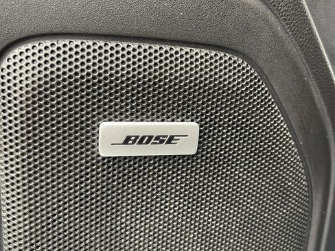 Used 2019 Chevrolet Silverado 1500 High Country w/ Technology Package image 30