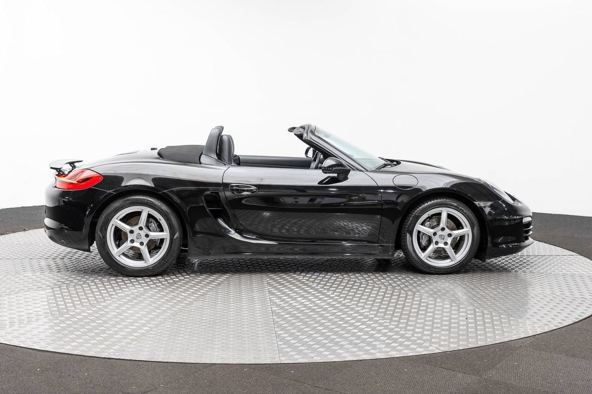 Used 2014 Porsche Boxster RWD image 9