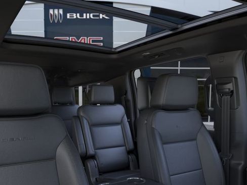New 2026 GMC Yukon XL Denali w/ Denali Reserve Package AWD/4WD image 24