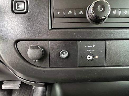 New 2026 GMC Savana 2500 Extended w/ Driver Convenience Package RWD image 16