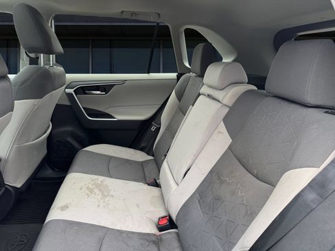 Used 2021 Toyota RAV4 XLE w/ Convenience Package AWD/4WD image 15