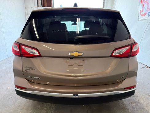 Used 2018 Chevrolet Equinox LT image 6