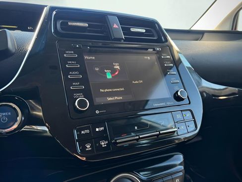 Used 2021 Toyota Prius Prime LE image 34