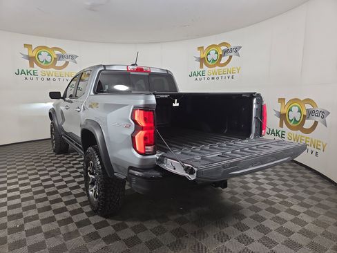 Certified 2024 Chevrolet Colorado ZR2 w/ ZR2 Convenience Package III image 33