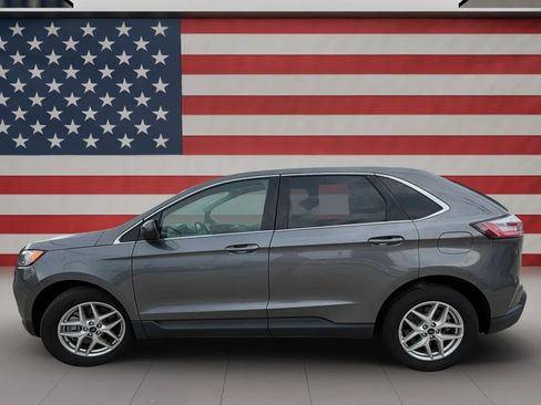 Used 2024 Ford Edge SEL AWD/4WD image 4