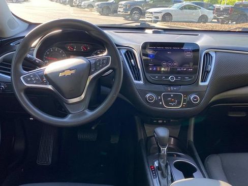 Used 2023 Chevrolet Malibu LS w/ Driver Confidence Package FWD image 8