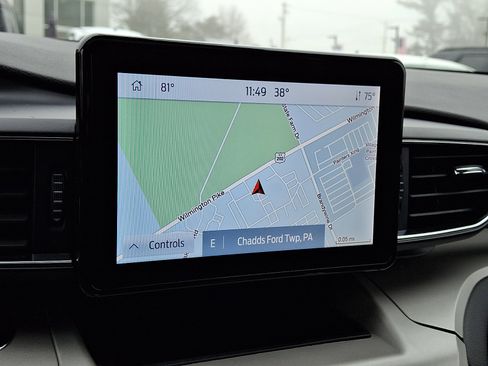 Certified 2023 Ford Explorer XLT w/ Equipment Group 202A image 21