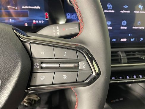 New 2026 Chevrolet Equinox EV RS image 7