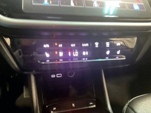 Used 2023 Chevrolet Bolt LT FWD image 25